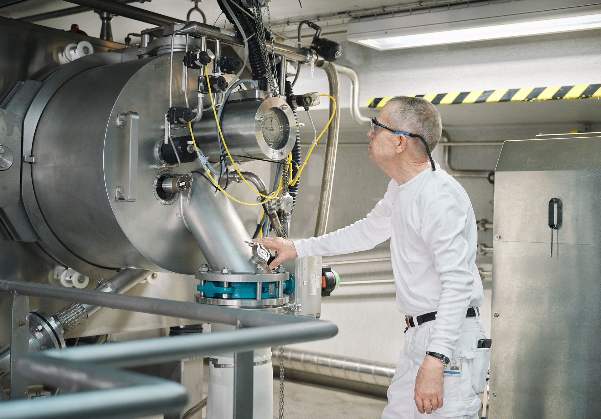 Xellia Manufacturing expert at work